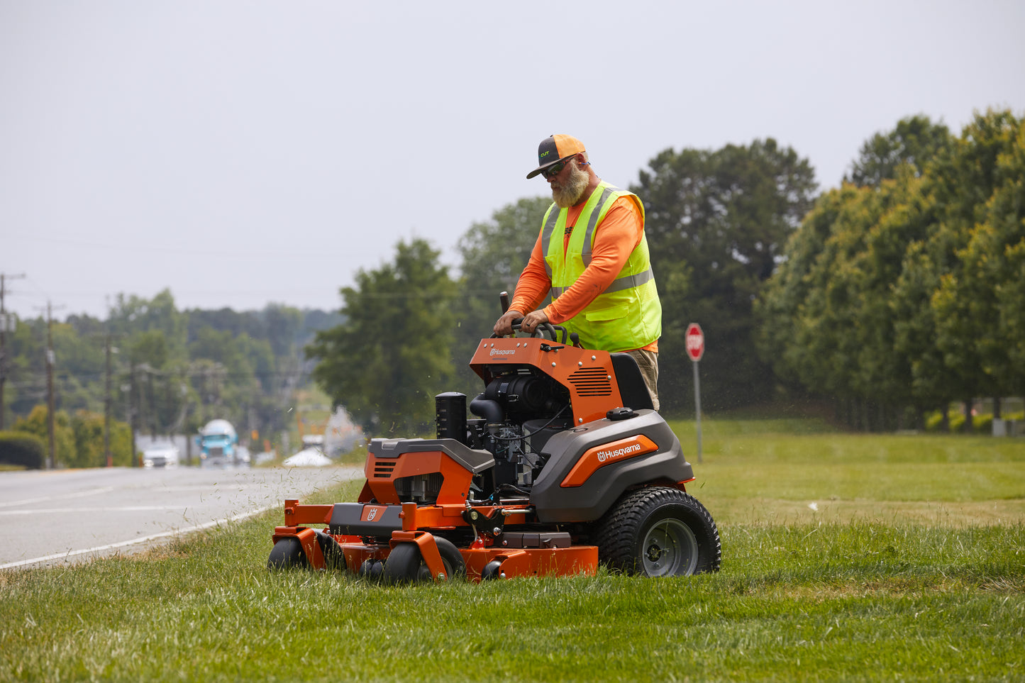 Husqvarna Forest & Garden - 970659201 - V554 Stand-On Zero-Turn Mower
