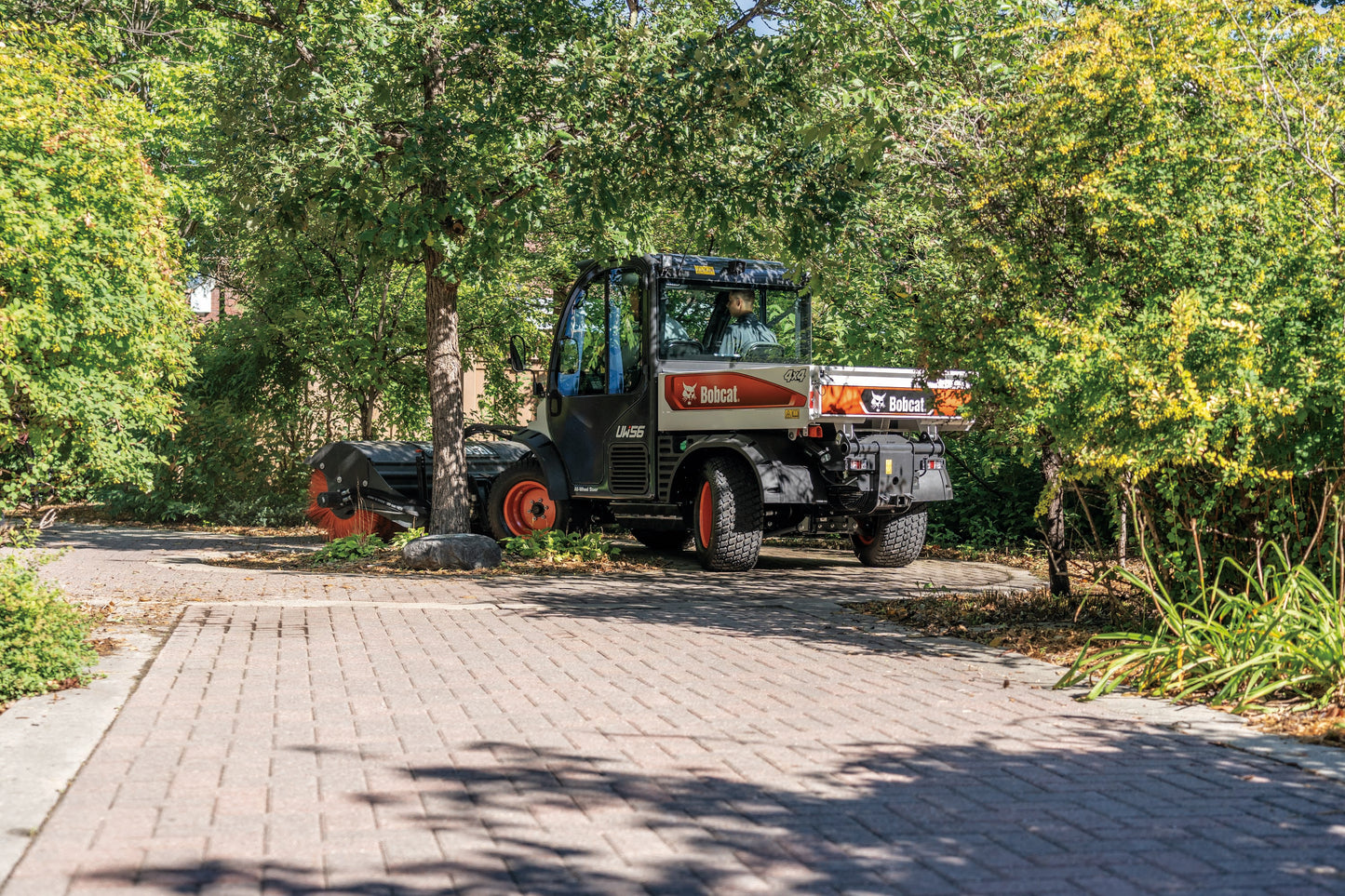 Bobcat - UW56 Toolcat Utility Work Machine
