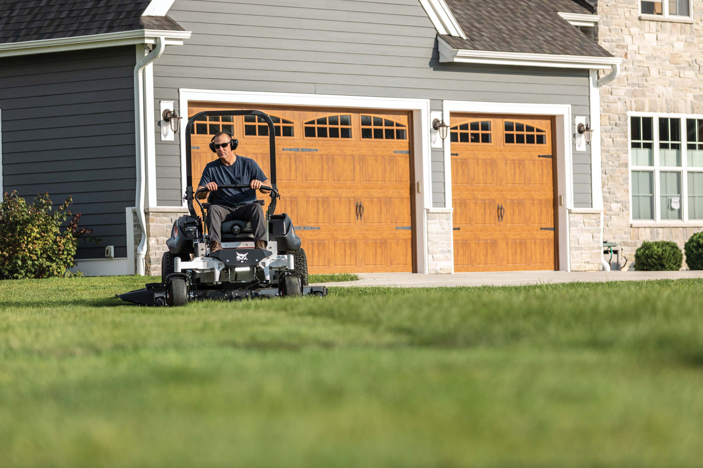 Bobcat - ZT6000e, 61"