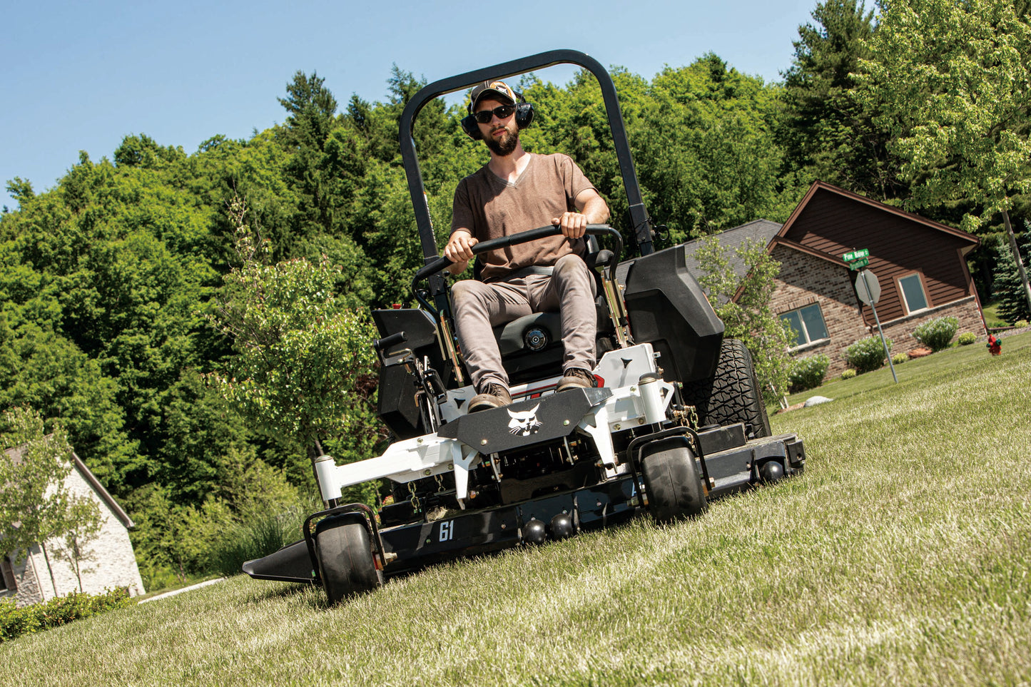 Bobcat - ZT6100 EFI, 61"