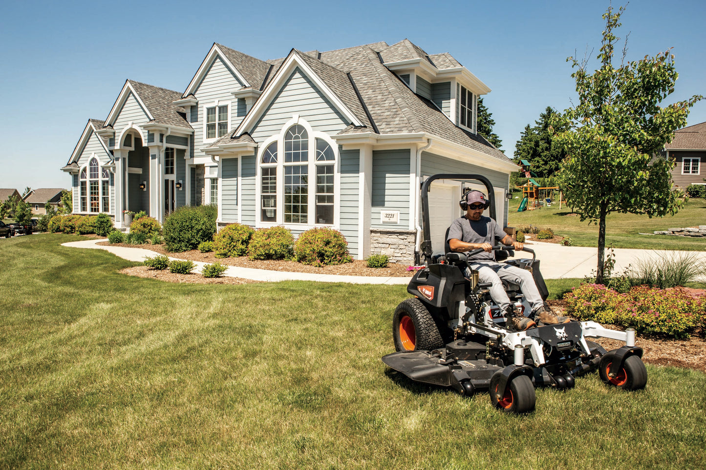 Bobcat - ZT7000 EFI, 72"