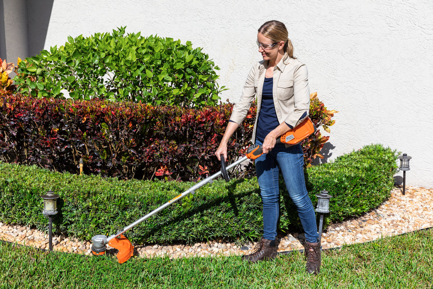 Husqvarna Forest & Garden - 320iL