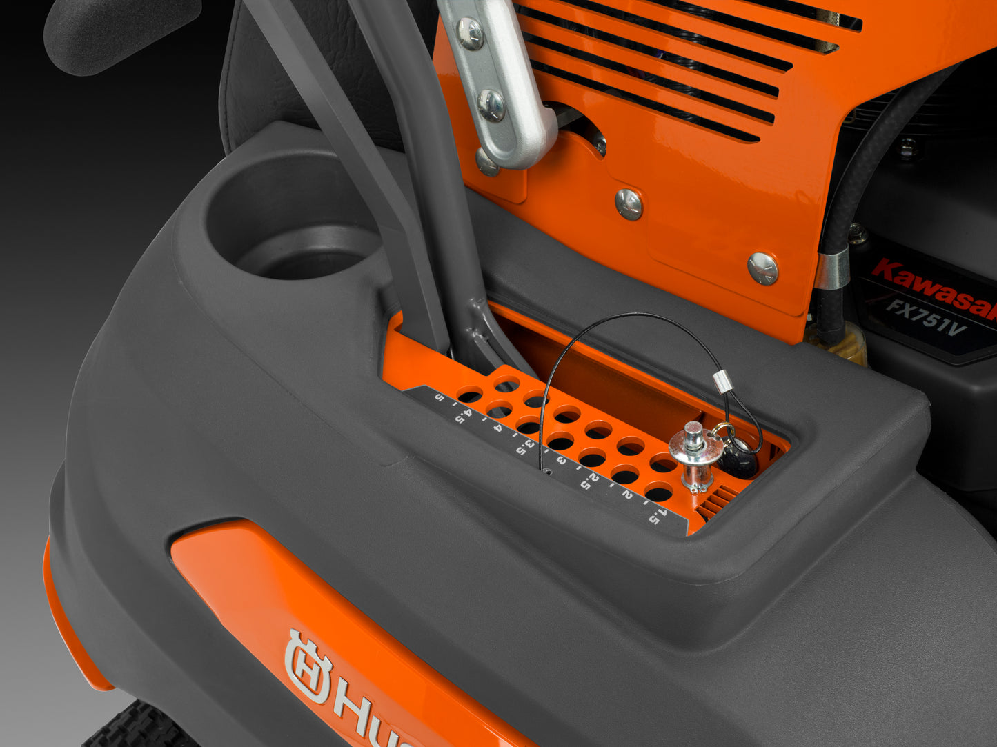 Husqvarna Forest & Garden - V548X