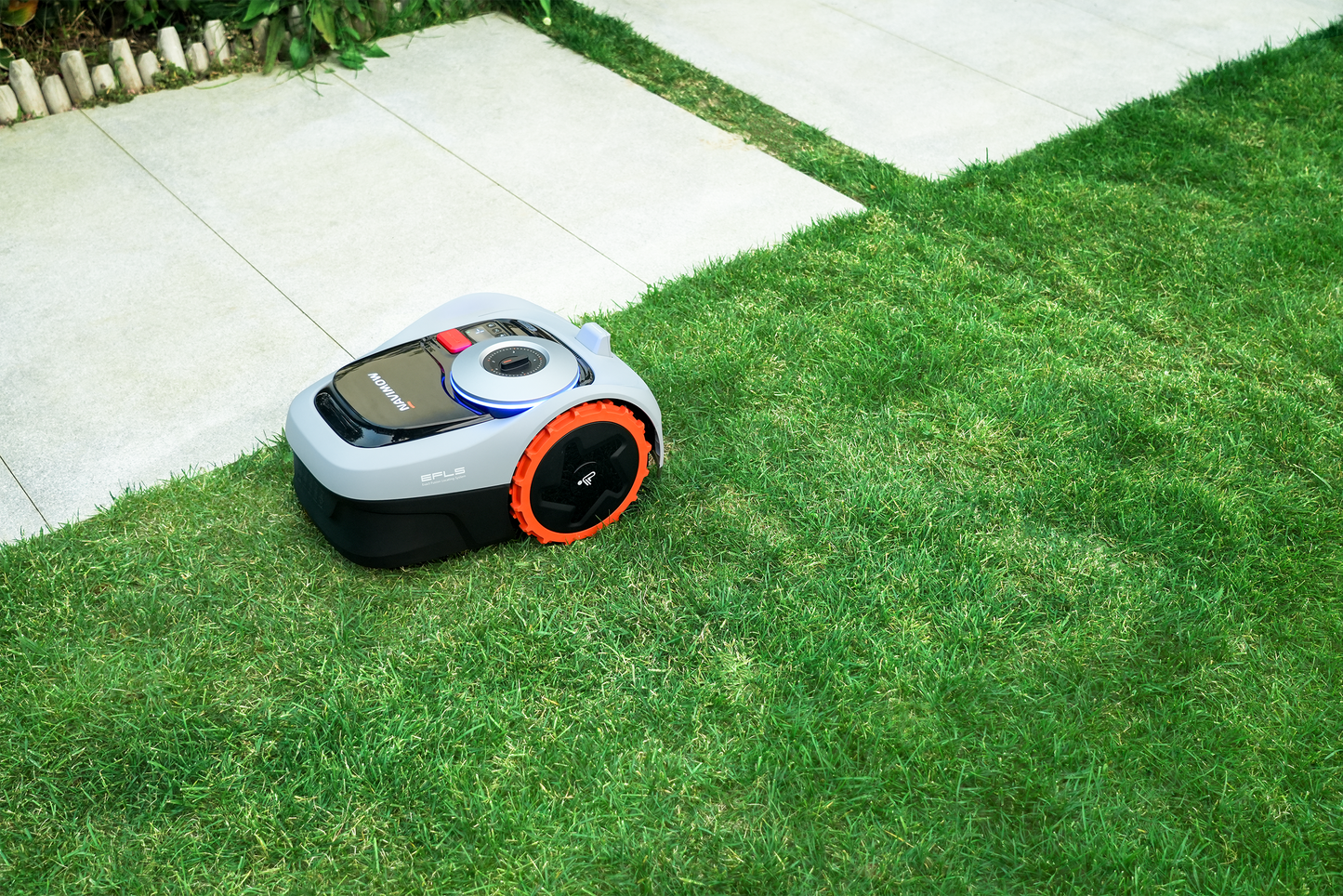 Segway Navimow - i105N Robotic Lawn Mower