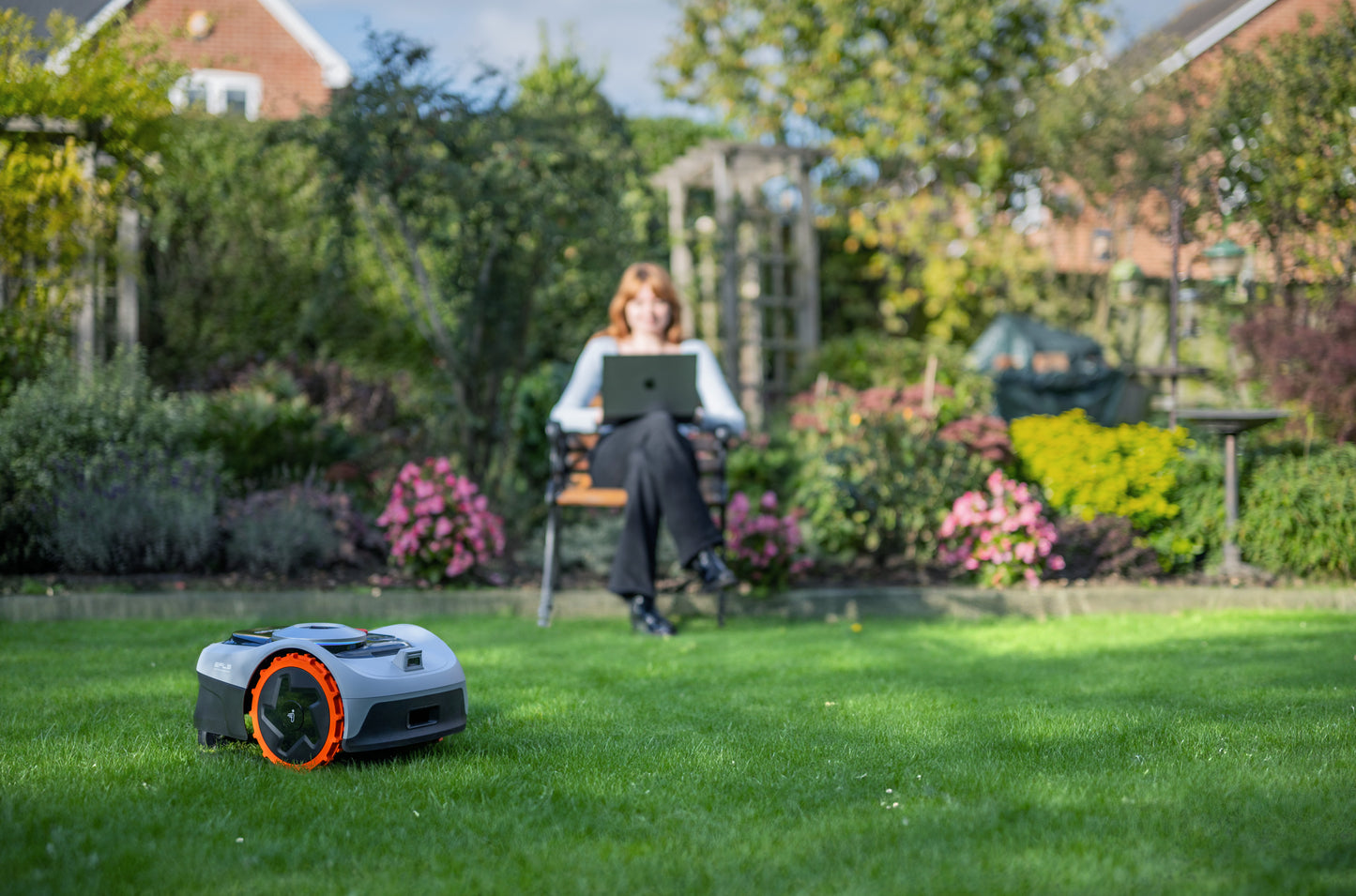 Segway Navimow - i105N Robotic Lawn Mower