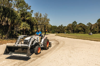 Bobcat - CT2025 HST, Front End Loader