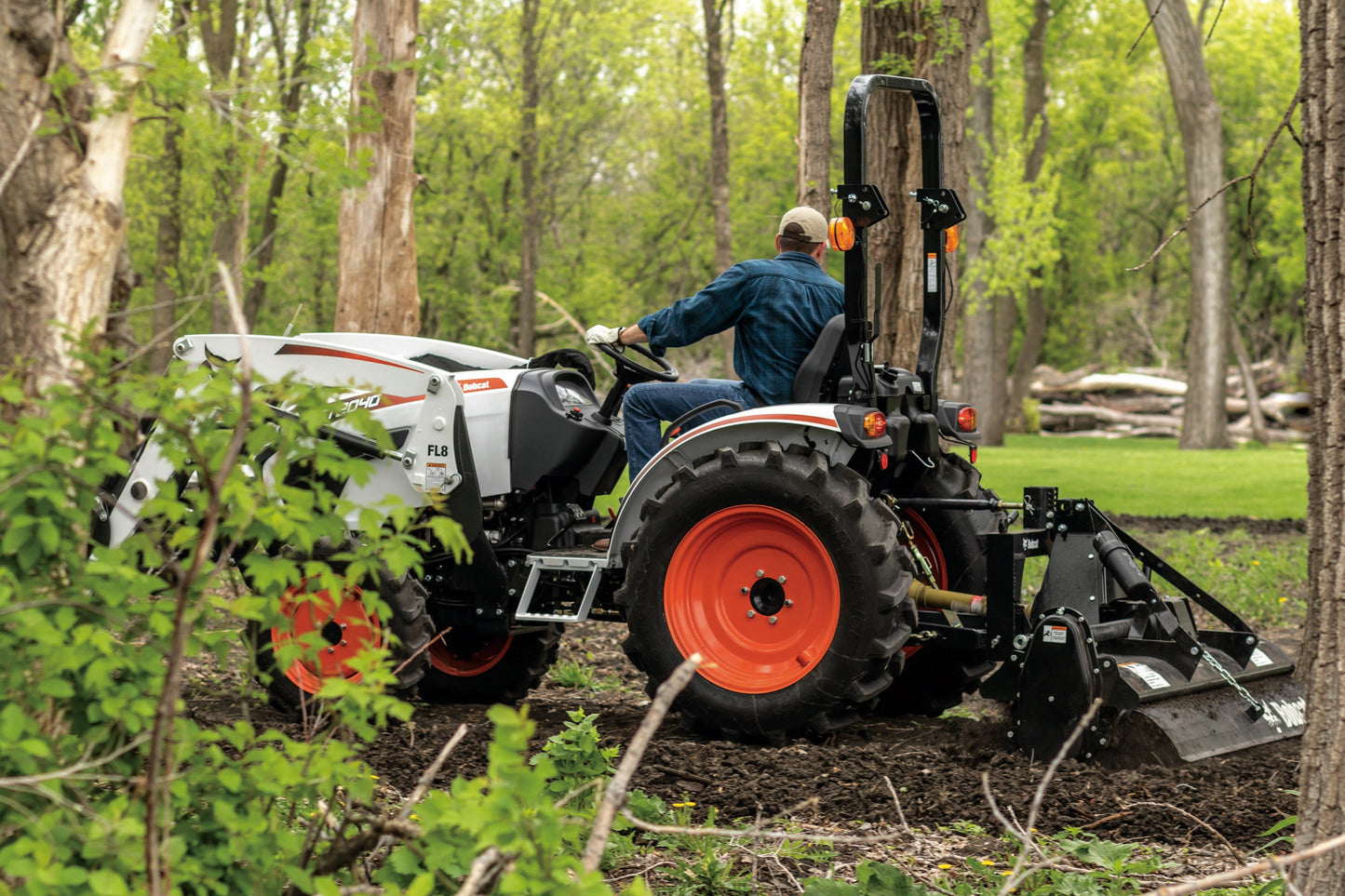 Bobcat - CT2025 HST, Front End Loader