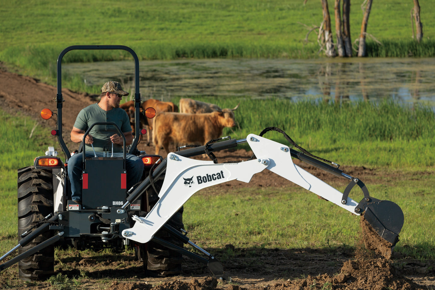 Bobcat - CT4058 HST, Front End Loader