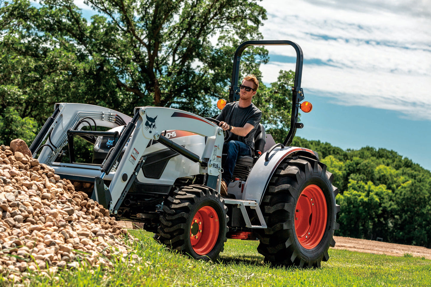 Bobcat - CT4058 HST, Front End Loader
