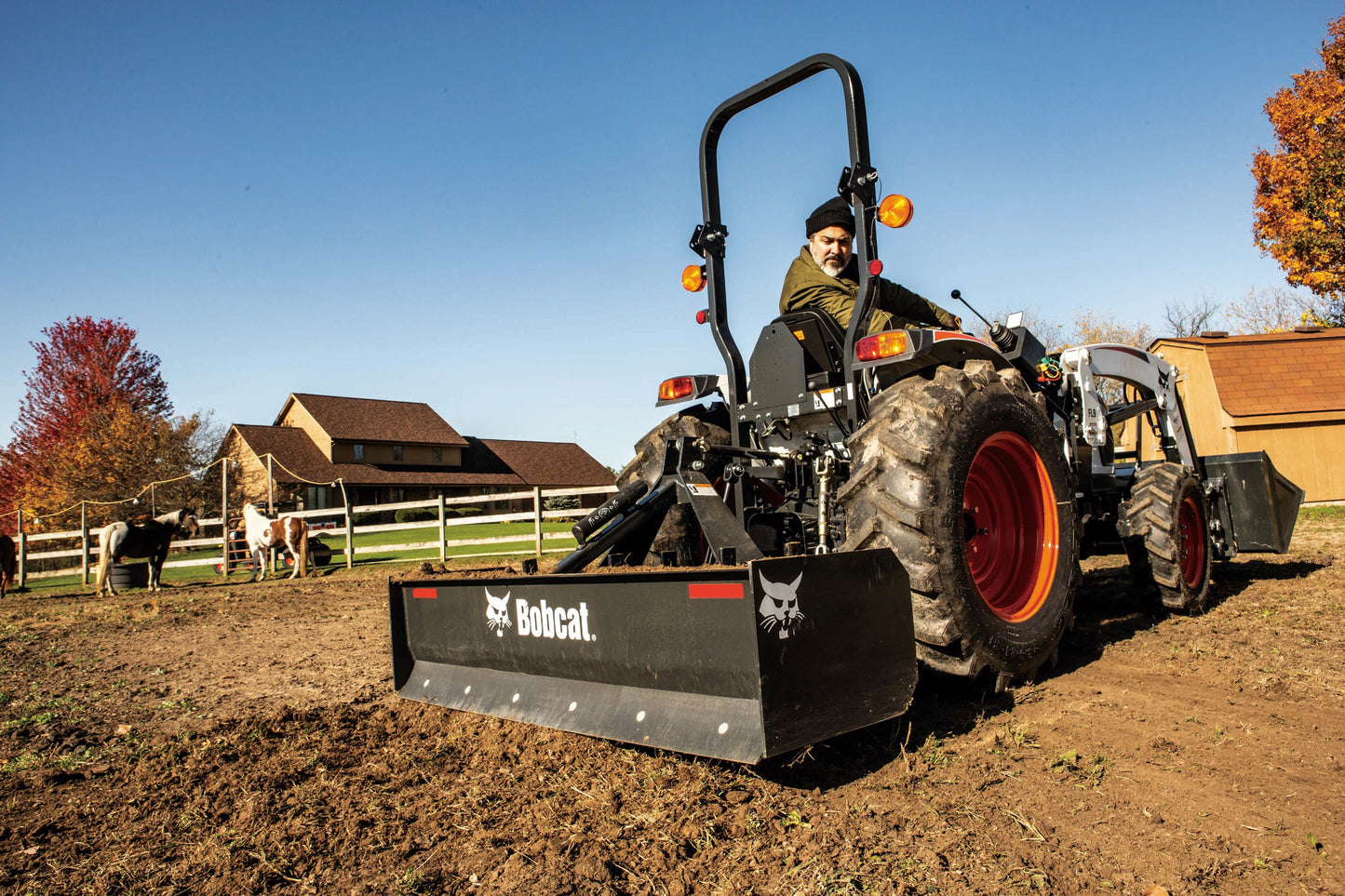 Bobcat - CT4058 HST, Front End Loader