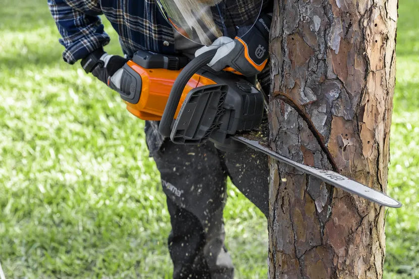 Husqvarna Forest & Garden - 350i Power Axe